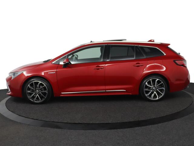 Toyota COROLLA Touring Sports 2.0 Hybrid Premium | Schuif / Kanteldak | Head-Up display | Lederen bekleding |