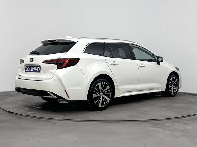 Toyota COROLLA Touring Sports Hybrid 140 Dynamic | Apple Carplay & Android Auto | Parkeercamera | Onderweg-naar-dealer*