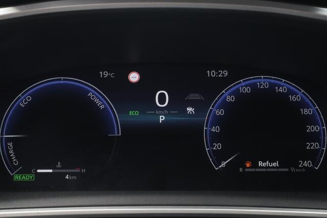 Toyota COROLLA Touring Sports Hybrid 140 GR Sport | Schuif/Kantel Dak | Headup Display | Apple/Android Auto |