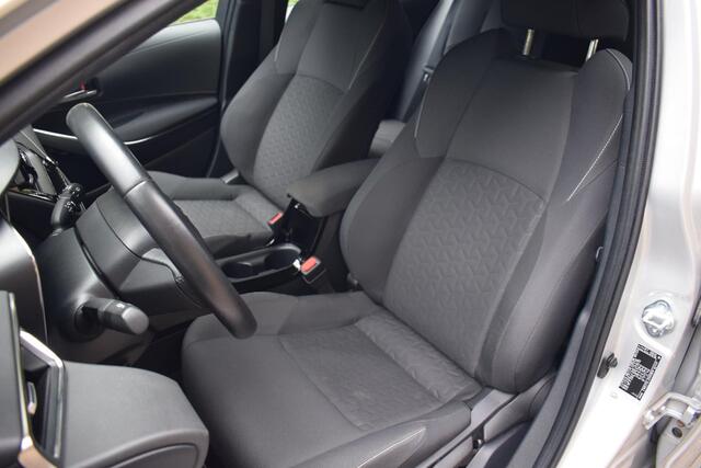 Toyota COROLLA 1.8 Hybrid First Edition |NAVI|ADAPT CRUISE|CAMERA
