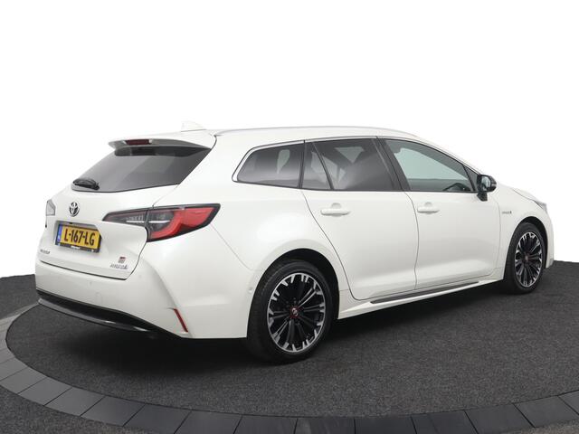 Toyota COROLLA Touring Sports 1.8 Hybrid GR-Sport | Keyless | Parkeersensoren | Stoelverwarming | Dealeronderhouden |