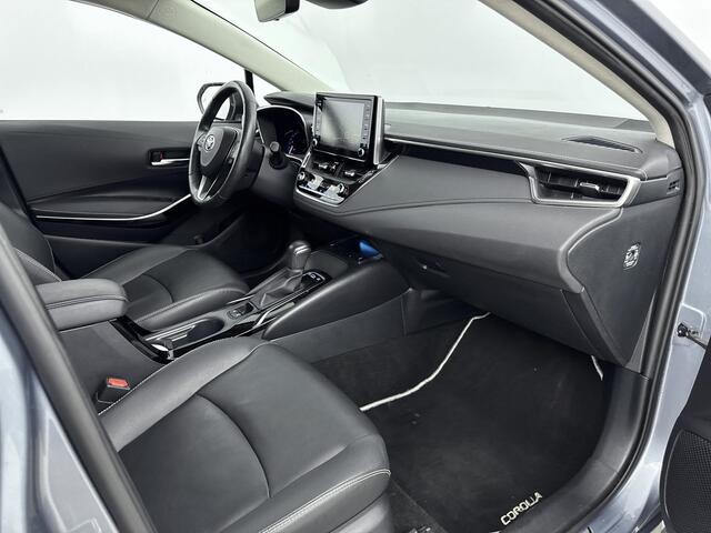 Toyota COROLLA 1.8 Hybrid Executive | Leder | Parkeersensoren | Stuur-Stoelverwarming |