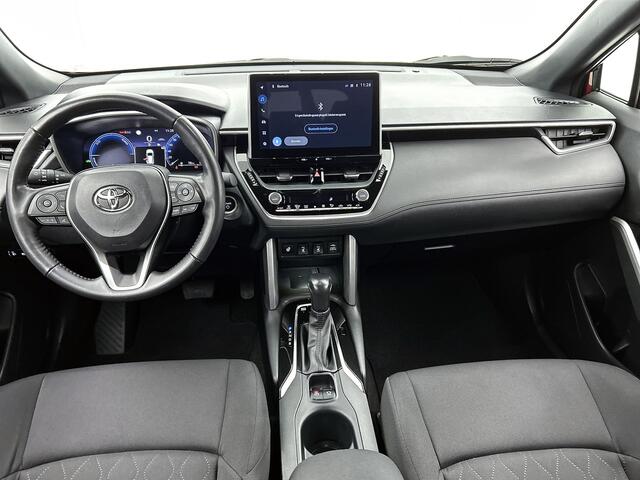 Toyota COROLLA Cross 2.0 High Power Hybrid First Edition | Stoel en stuurwiel verwarming | specs controleren import, Leseman opg 29-8
