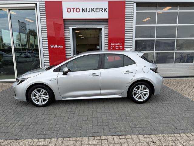 Toyota COROLLA 1.8 Hybrid Business *Met Trekhaak!*