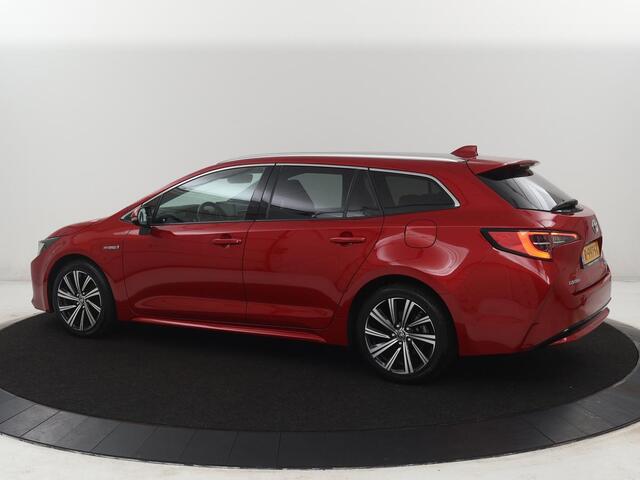 Toyota COROLLA Touring Sports 1.8 Hybrid Dynamic | Half Leder | Camera | Stoelverwarming | Carplay | Climate control | Bluetooth | DAB | Adaptive cruise |