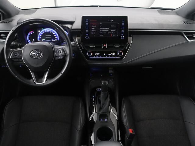 Toyota COROLLA Touring Sports 1.8 Hybrid Dynamic | Half Leder | Camera | Stoelverwarming | Carplay | Climate control | Bluetooth | DAB | Adaptive cruise |