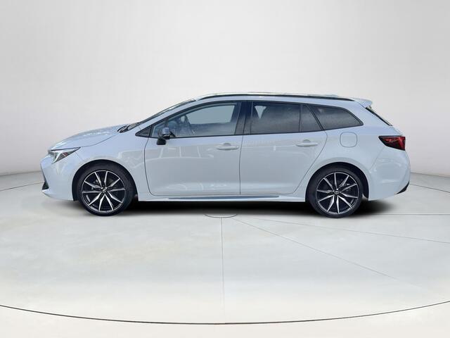 Toyota COROLLA Touring Sports Hybrid 140 GR Sport | Trekhaak | Stoelverwarming | Keyless entry