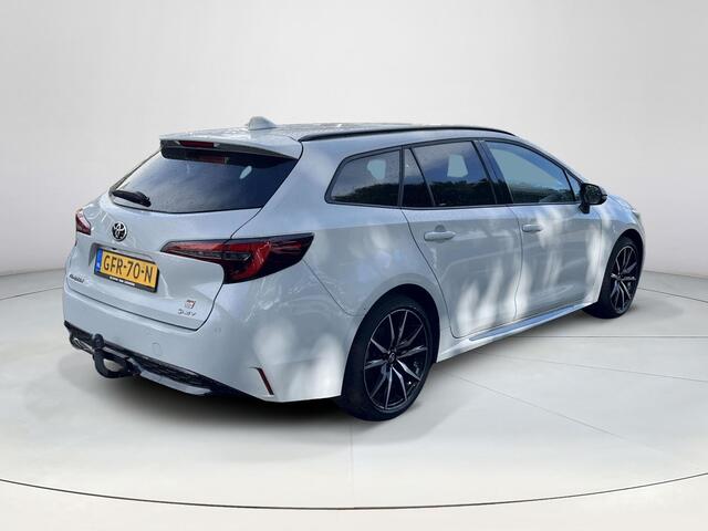 Toyota COROLLA Touring Sports Hybrid 140 GR Sport | Trekhaak | Stoelverwarming | Keyless entry