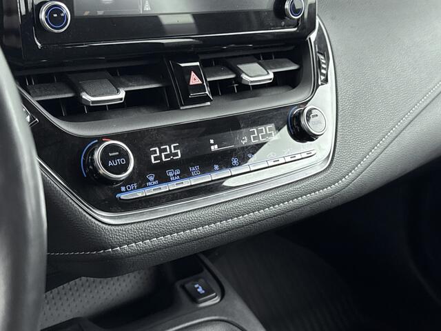 Toyota COROLLA Touring Sports 1.8 Hybrid Active | Navigatie | Parkeersensoren Achter | Stoelverwarming | **