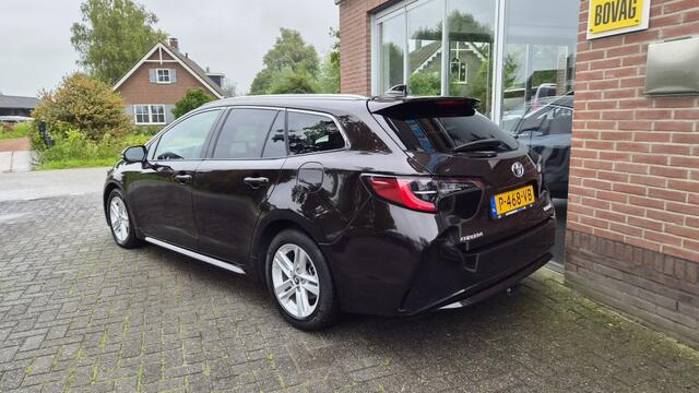 Toyota COROLLA Touring Sports 1.8 Hybrid Dynamic, Trekhaak, Stoelverwarming, NL Auto!