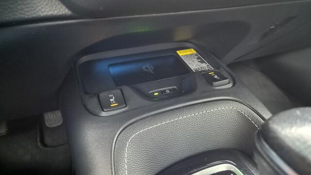 Toyota COROLLA Touring Sports 1.8 Hybrid Dynamic, Trekhaak, Stoelverwarming, NL Auto!