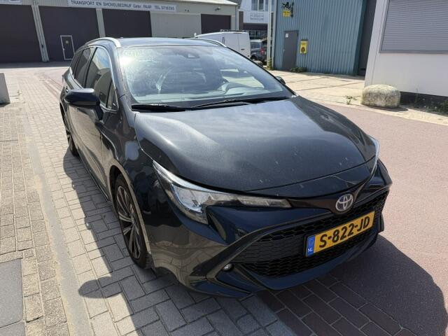 Toyota COROLLA Touring Sports 1.8 Hybrid Business Plus bj. 2023 BTW auto Nieuwe Yokohama All Season banden, accu en remmen voor (schijven en blokken).