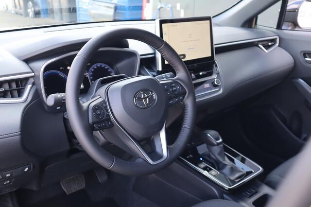 Toyota COROLLA Cross Hybrid 140 Dynamic | Stoel/Stuur verwarming | Dodehoek Detectie | Elek. Klep