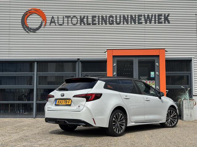 Toyota COROLLA Touring Sports Hybrid 200 GR Sport / Applecarpplay/AndroidAuto / Camera / Sportstoelen / Stoel en stuurverwarming /