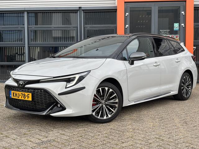 Toyota COROLLA Touring Sports Hybrid 200 GR Sport / Applecarpplay/AndroidAuto / Camera / Sportstoelen / Stoel en stuurverwarming /