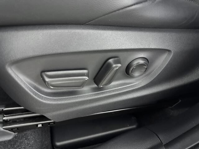 Toyota COROLLA Cross Hybrid 200 Executive | Trekhaak | NL-Auto | JBL-Audio |