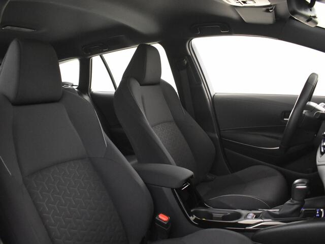 Toyota COROLLA Touring Sports 1.8 Hybrid Active | Trekhaak | Carplay | DAB