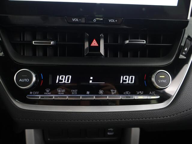 Toyota COROLLA Cross Hybrid 140 Style | NL dealeronderhouden | Trekhaak | LM velg