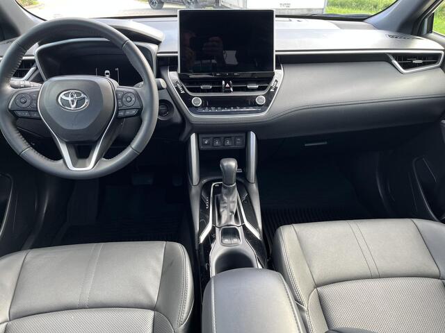 Toyota COROLLA Cross Hybrid 200 Executive | All-in prijs | Automaat | Panoramadak | Leder bekleding
