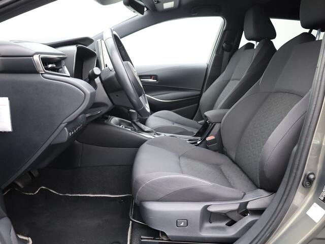 Toyota COROLLA Touring Sports 1.8 Hybrid Dynamic | Keyless | Trekhaak | Stuur & Stoel verwarming | Prijs Rijklaar!!
