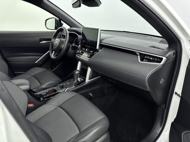 Toyota COROLLA Cross Hybrid 200 Style | Parkeersensoren V+A | Blindspot | Stoelverwarming |