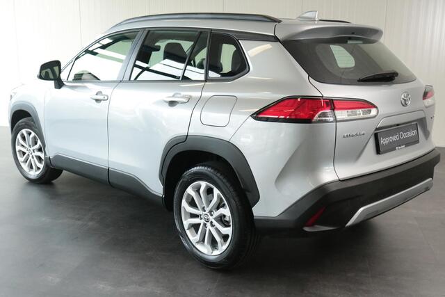Toyota COROLLA Cross Hybrid 140 Style Limited, BSM, Parkeersensoren Stuur & Stoelverwarming, BSM, Sensoren!
