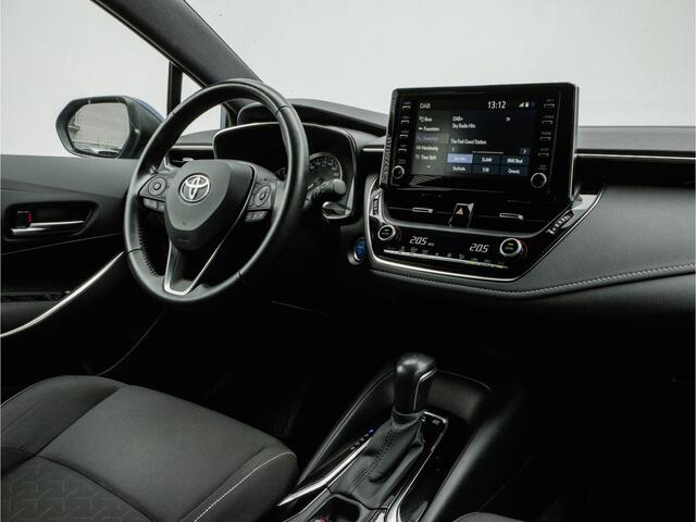 Toyota COROLLA 1.8 Hybrid Aut. Active Trekhaak/ Carplay/ DAB+/ Cruise control/ Camera/ Navigatie Apps