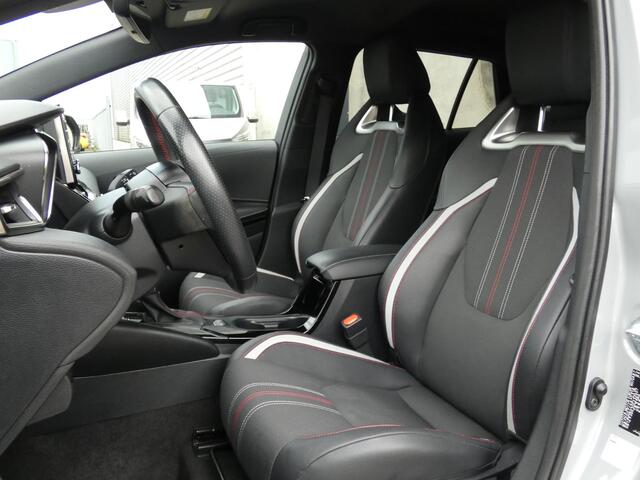 Toyota COROLLA Touring Sports 1.8 Hybrid GR-Sport | STOELVERWARMING | DEALER ONDERHOUDEN | ACHTERUITRIJCAMERA |