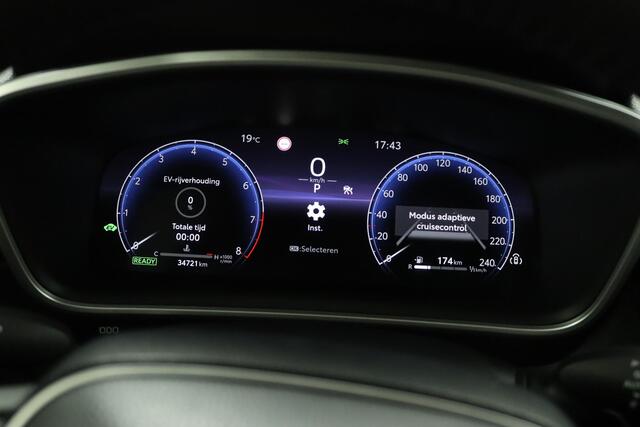 Toyota COROLLA Cross Hybrid 200 Dynamic | Adaptieve Cruise Control | Keyless Entry / Start | Apple Carplay / Android Auto |