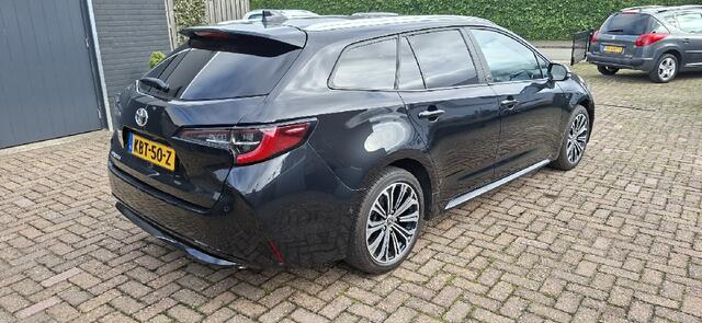 Toyota COROLLA Touring Sports 1.2 Turbo Active