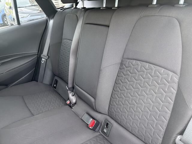 Toyota COROLLA Touring Sports 2.0 Hybrid Style | Head Up | Parkeersensoren V+A