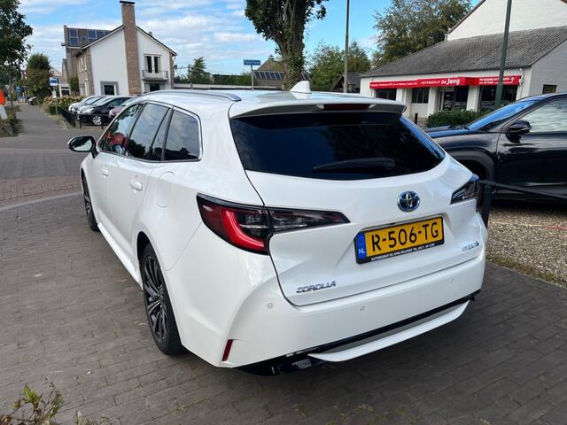 Toyota COROLLA TOURING SPORTS 2.0 HYBRID BUSINESS PLUS 152PK AUTOMAAT / NAVI / CAMERA / DAB / ADAP. CRUISE / STOELVERW. / 17'' LM-VELGEN