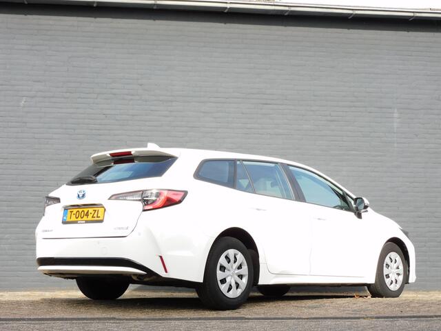 Toyota COROLLA Touring Sports 1.8 Hybrid Comfort 1e EIGENAAR! CARPLAY/ANDROID! CAMERA! CLIMA! CRUISE! BLUETOOTH!