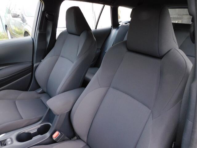 Toyota COROLLA Touring Sports 1.8 Hybrid Comfort 1e EIGENAAR! CARPLAY/ANDROID! CAMERA! CLIMA! CRUISE! BLUETOOTH!