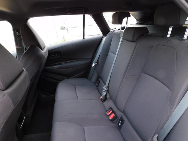 Toyota COROLLA Touring Sports 1.8 Hybrid Comfort 1e EIGENAAR! CARPLAY/ANDROID! CAMERA! CLIMA! CRUISE! BLUETOOTH!