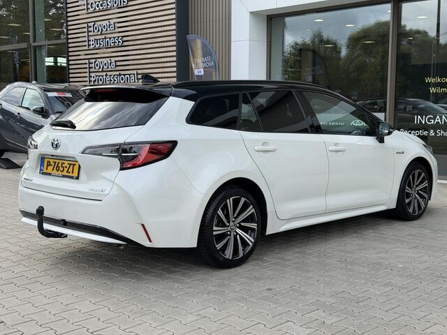 Toyota COROLLA Touring Sports 1.8 Hybrid | Bi-Tone | Trekhaak | HUD | Dealer Onderhouden |