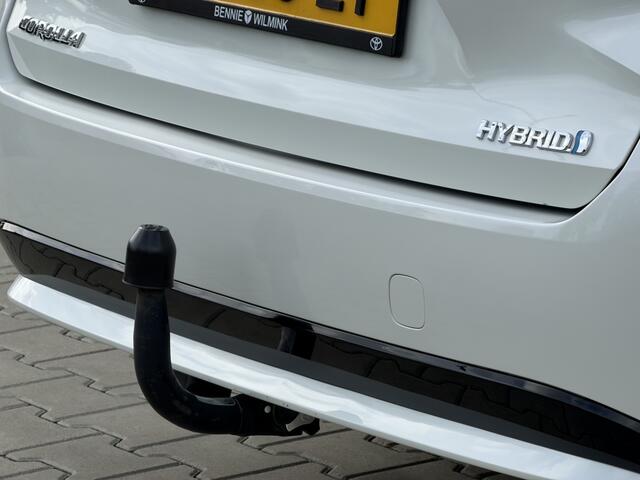 Toyota COROLLA Touring Sports 1.8 Hybrid | Bi-Tone | Trekhaak | HUD | Dealer Onderhouden |