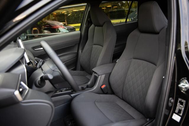 Toyota COROLLA Cross Hybrid 140 Dynamic , Achteruitrijcamera, Adap. Cruise, Stoel/stuurverwarming,