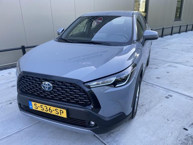 Toyota COROLLA 2.0 Hybrid First Edition – foto 4