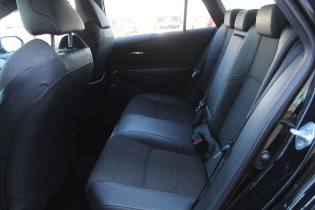 Toyota COROLLA Touring Sports 1.8 Hybrid Dynamic | Rijklaar | Apple/Android | LED | Keyless | Camera | Stoelverw. | Adap.cruise | Dealer onderhouden