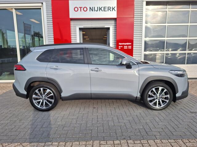 Toyota COROLLA Cross 2.0 Hybrid Style Limited met trekhaak