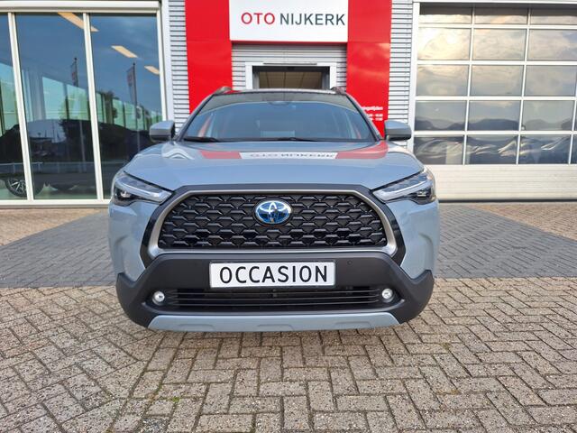 Toyota COROLLA Cross 2.0 Hybrid Style Limited met trekhaak