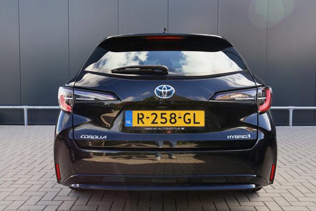Toyota COROLLA Touring Sports 1.8 Hybrid Business Automaat | 10 jaar garantie! | Apple Carplay / Android Auto | Camera | Adaptieve Cruise Control