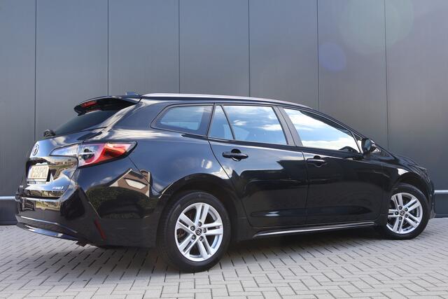 Toyota COROLLA Touring Sports 1.8 Hybrid Business Automaat | 10 jaar garantie! | Apple Carplay / Android Auto | Camera | Adaptieve Cruise Control