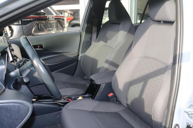 Toyota COROLLA Touring Sports 1.8 Hybrid Active Apple en Android auto, achteruitrijcamera, lane assist, adaptieve cruise – foto 3