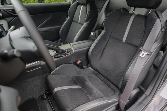 Toyota GR86 2.4 Premium