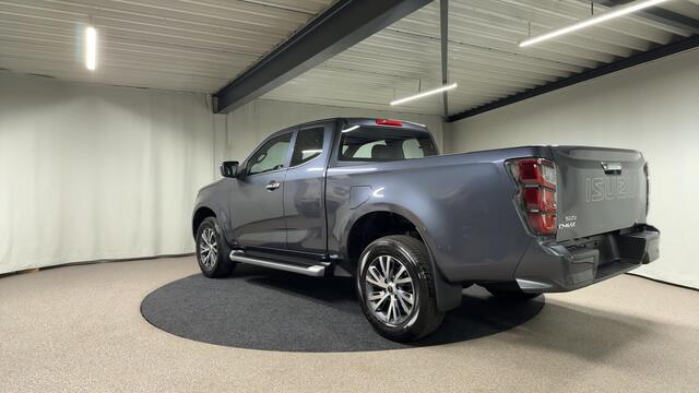 Toyota HI-LUX Hilux Isuzu D-Max 1.9 Extended Cab LSX Automaat 3500KG Trekgewicht