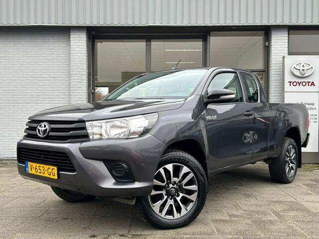 Toyota HI-LUX HiLux 2.4 D-4D-F Xtra Cab Cool Comfort