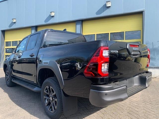Toyota HI-LUX HiLux 2.8 D-4D Double Cab Hybrid Invincible