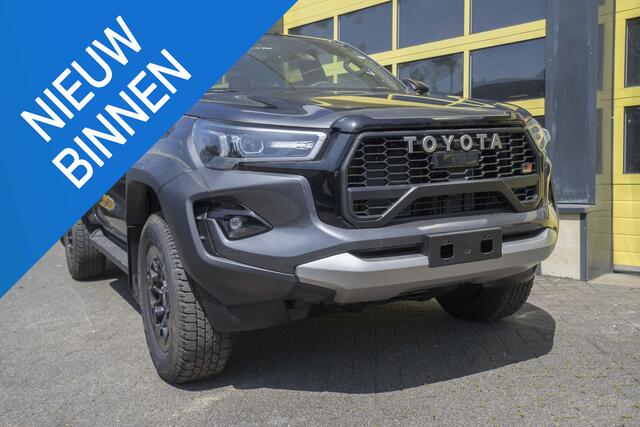 Toyota HI-LUX HiLux 2.8 D-4D Double Cab GR Sport BPM VRIJ!